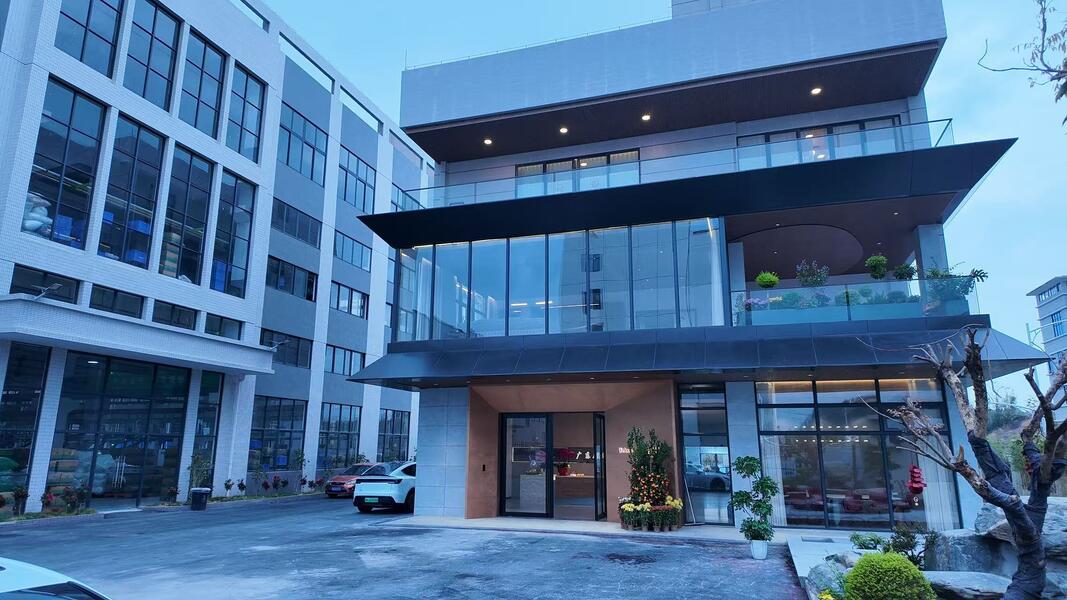 La CINA FOSHAN QIJUNHONG PLASTIC PRODUCTS MANUFACTORY CO.,LTD Profilo Aziendale