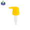 Pompa erogatrice di gel per la pulizia di colore giallo con collo a cappuccio trasparente misura 33/410